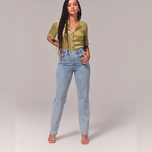 Abercrombie & Fitch High Rise Straight Leg Jeans Light Wash Vintage Fit Size 26